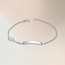 a white gold bracelet with a bar
