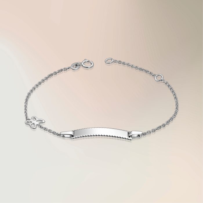 a white gold bracelet with a bar